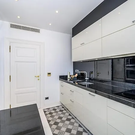 - Exklusiv Apartment