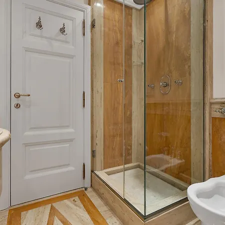 - First Row Sea - Exklusiv * Makarska