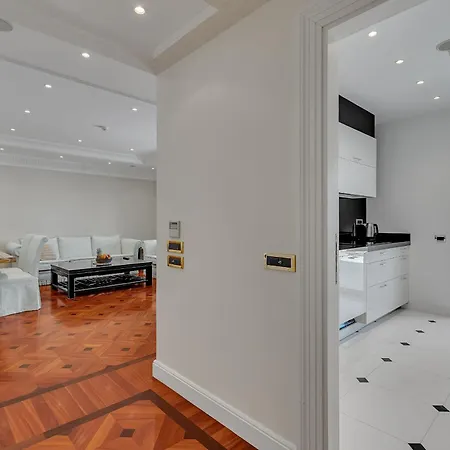 - First Row Sea - Exklusiv